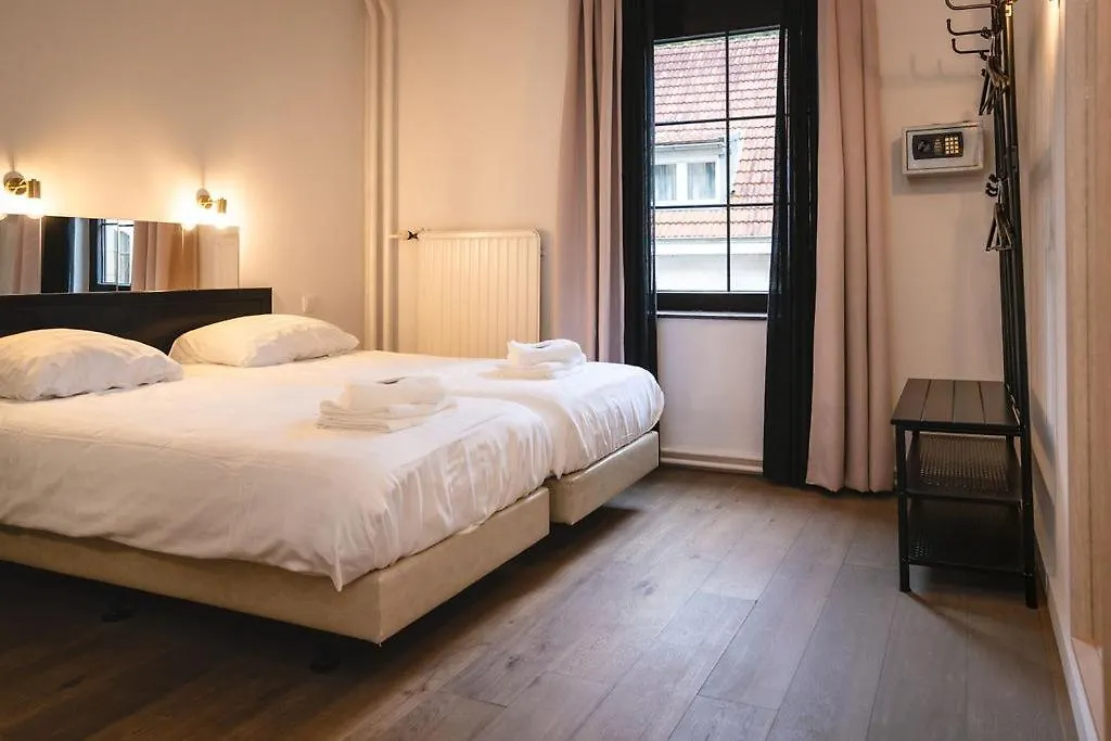 ברח אן טרבלייט Boutique Hotel Loulou