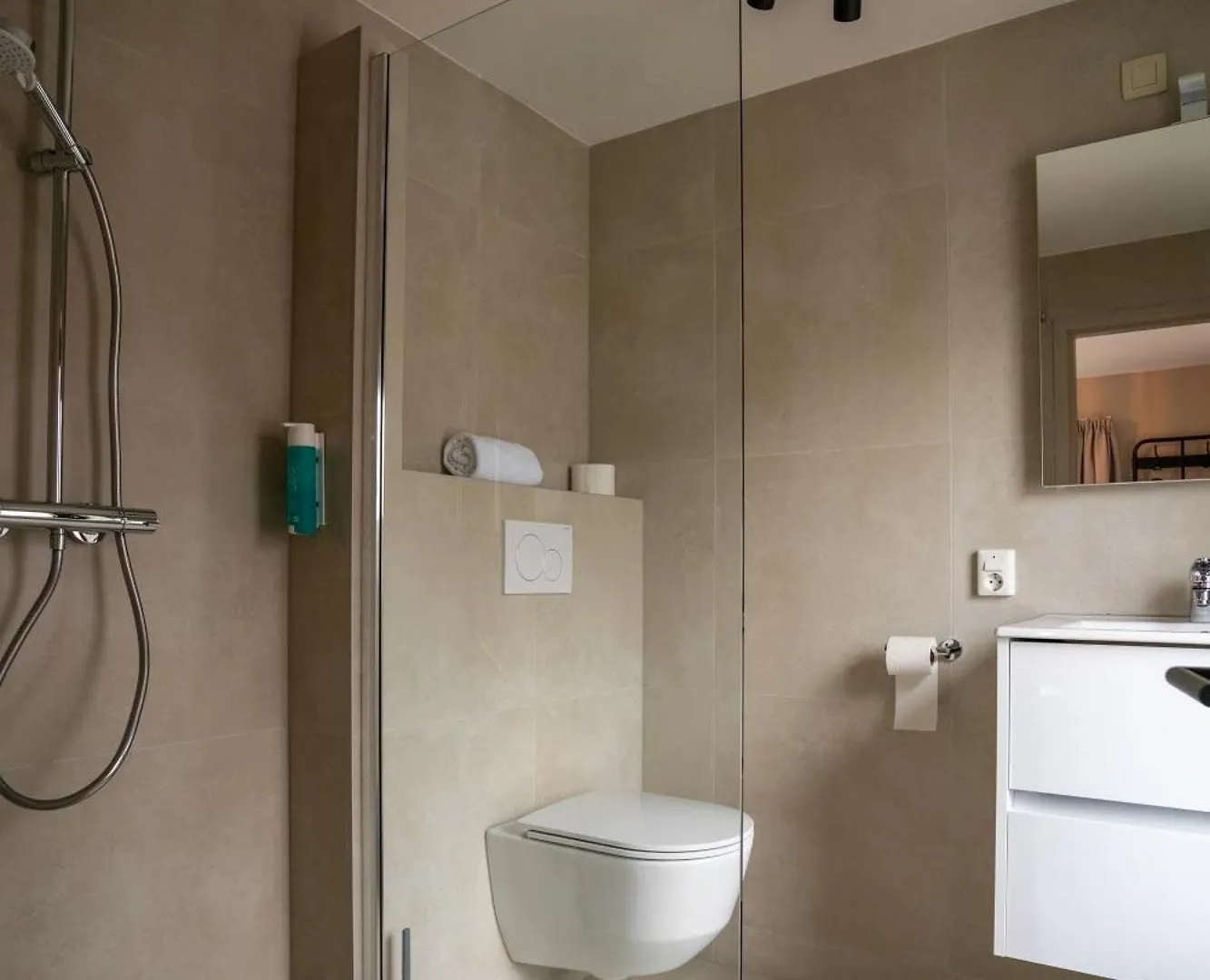 ברח אן טרבלייט Boutique Hotel Loulou לינה וארוחת בוקר