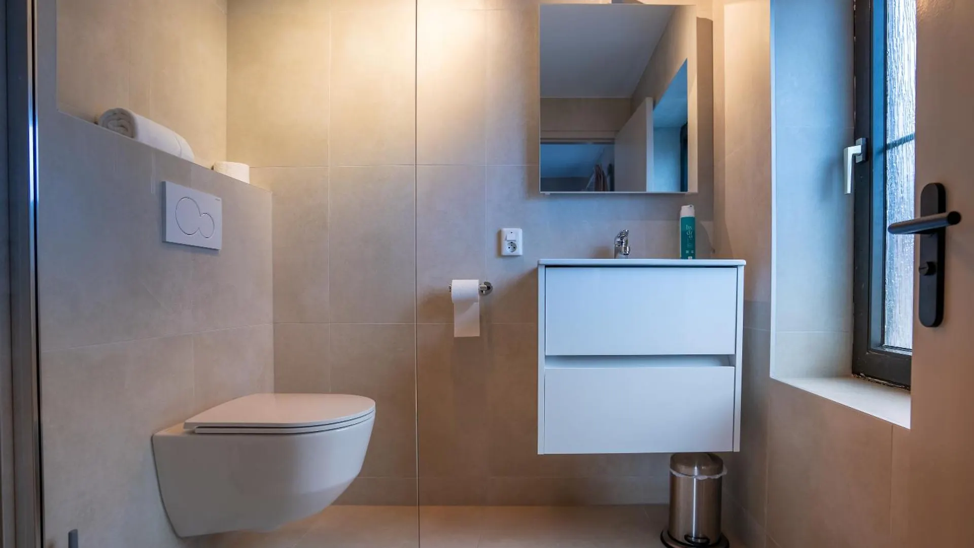 ברח אן טרבלייט Boutique Hotel Loulou 2*, ברח אן טרבלייט הולנד