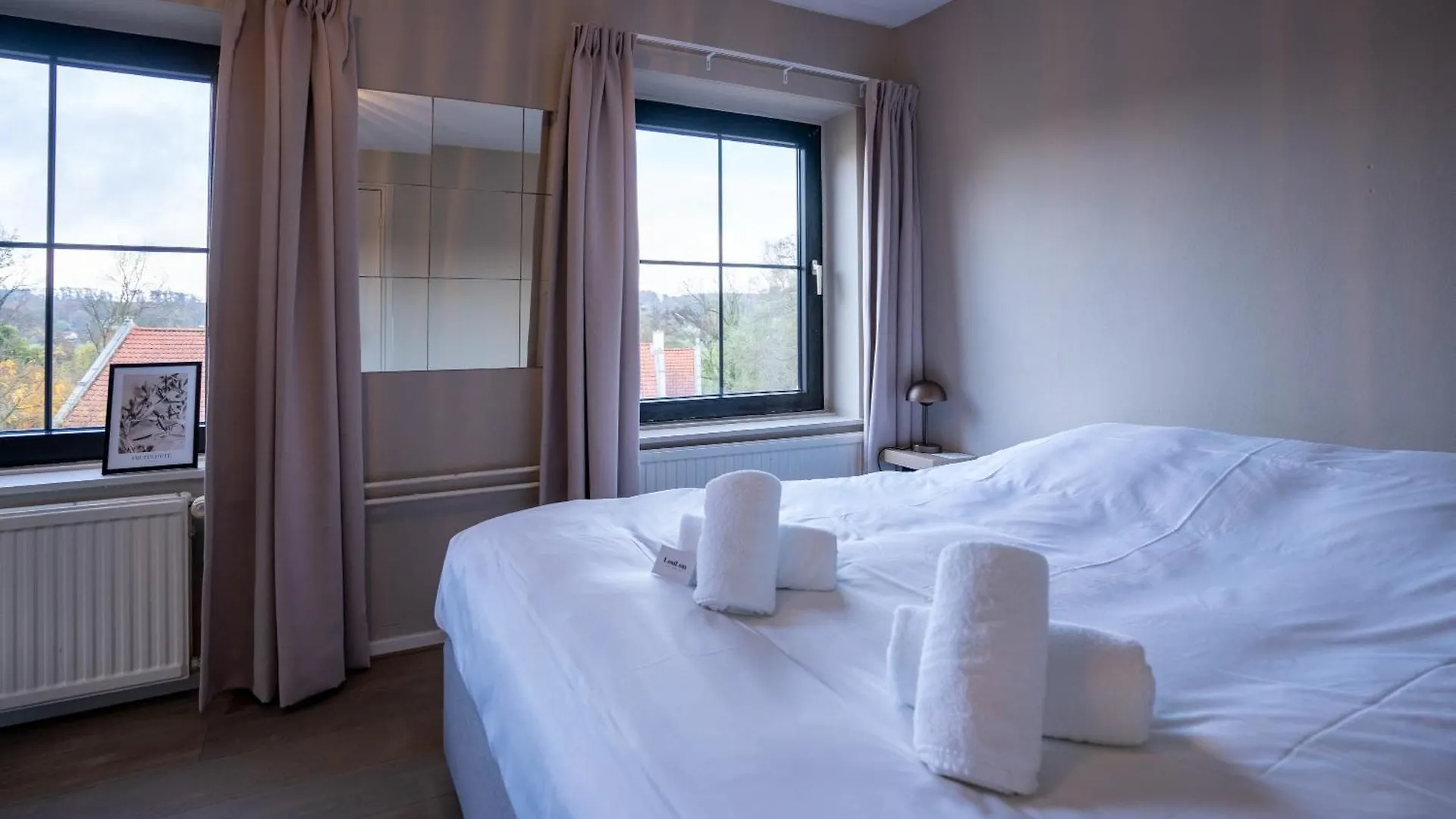 ** לינה וארוחת בוקר ברח אן טרבלייט Boutique Hotel Loulou הולנד